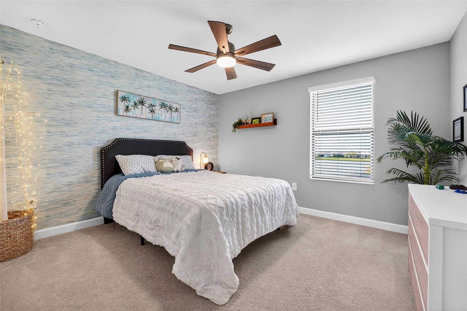 15527 ISLANDWALK AVE