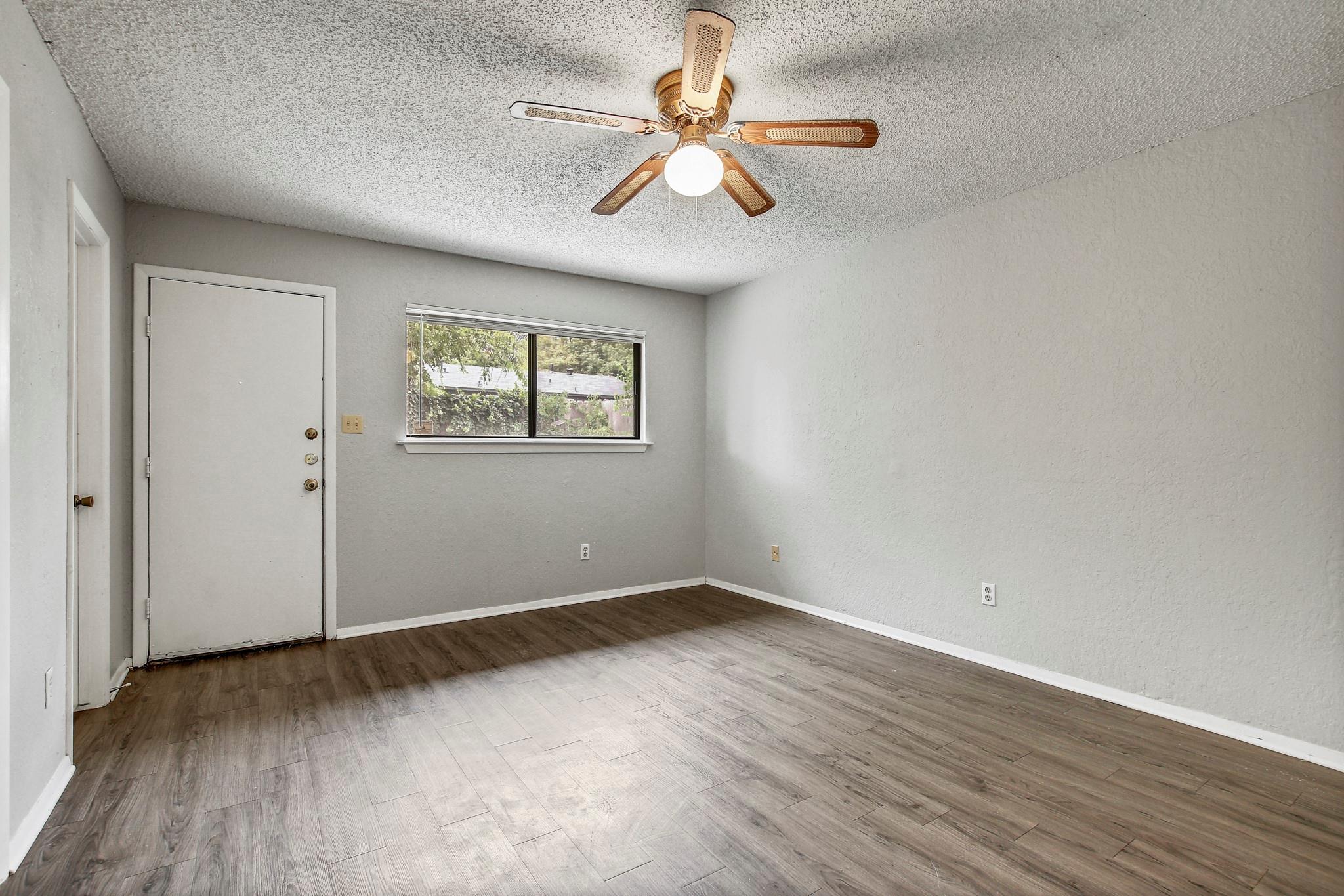 903 Milford WAY