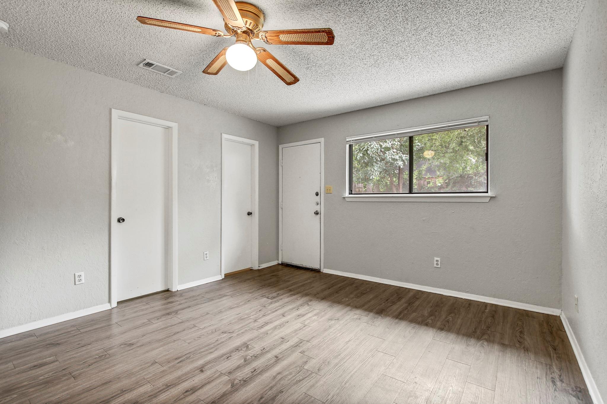 903 Milford WAY