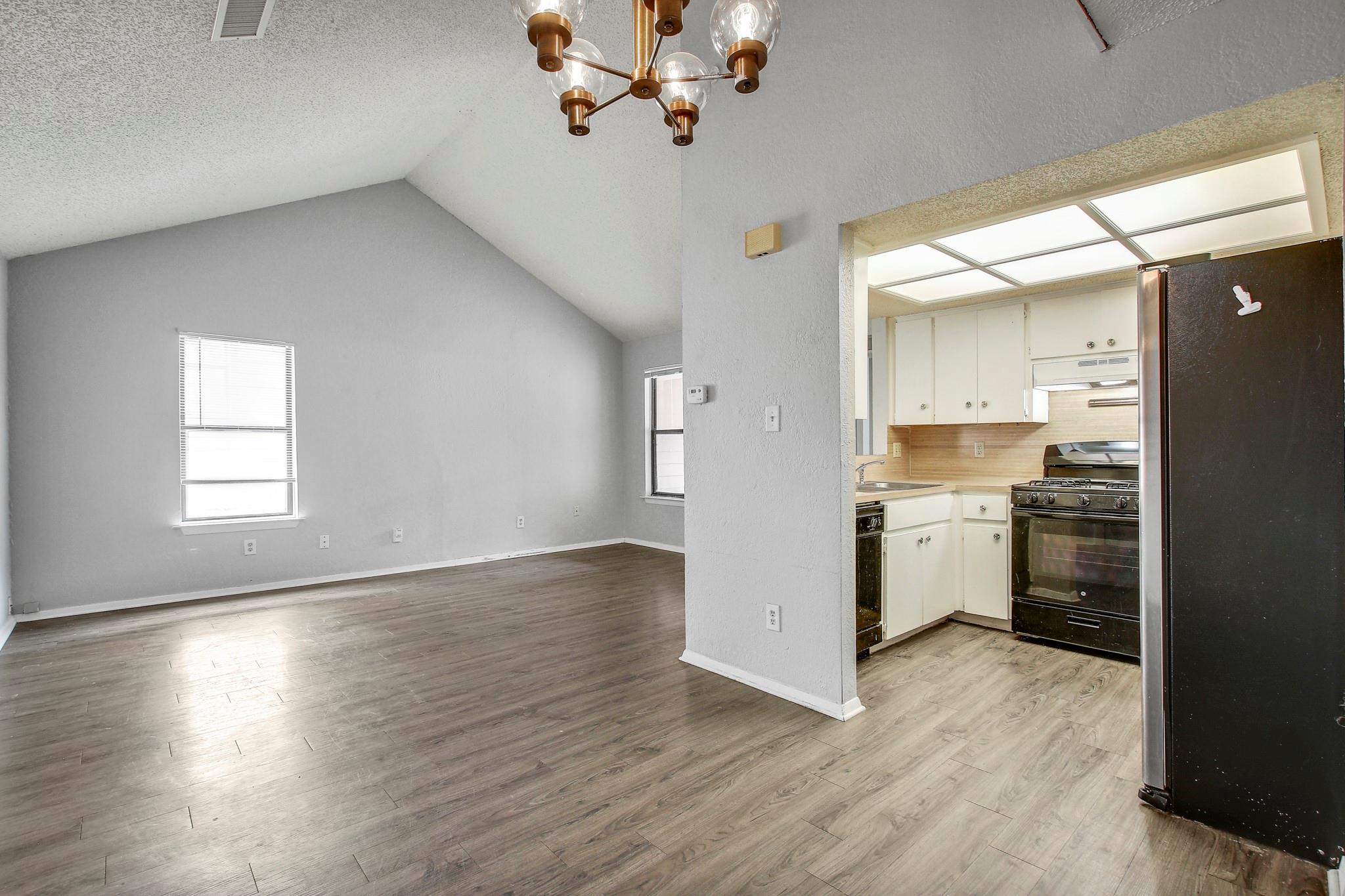 903 Milford WAY