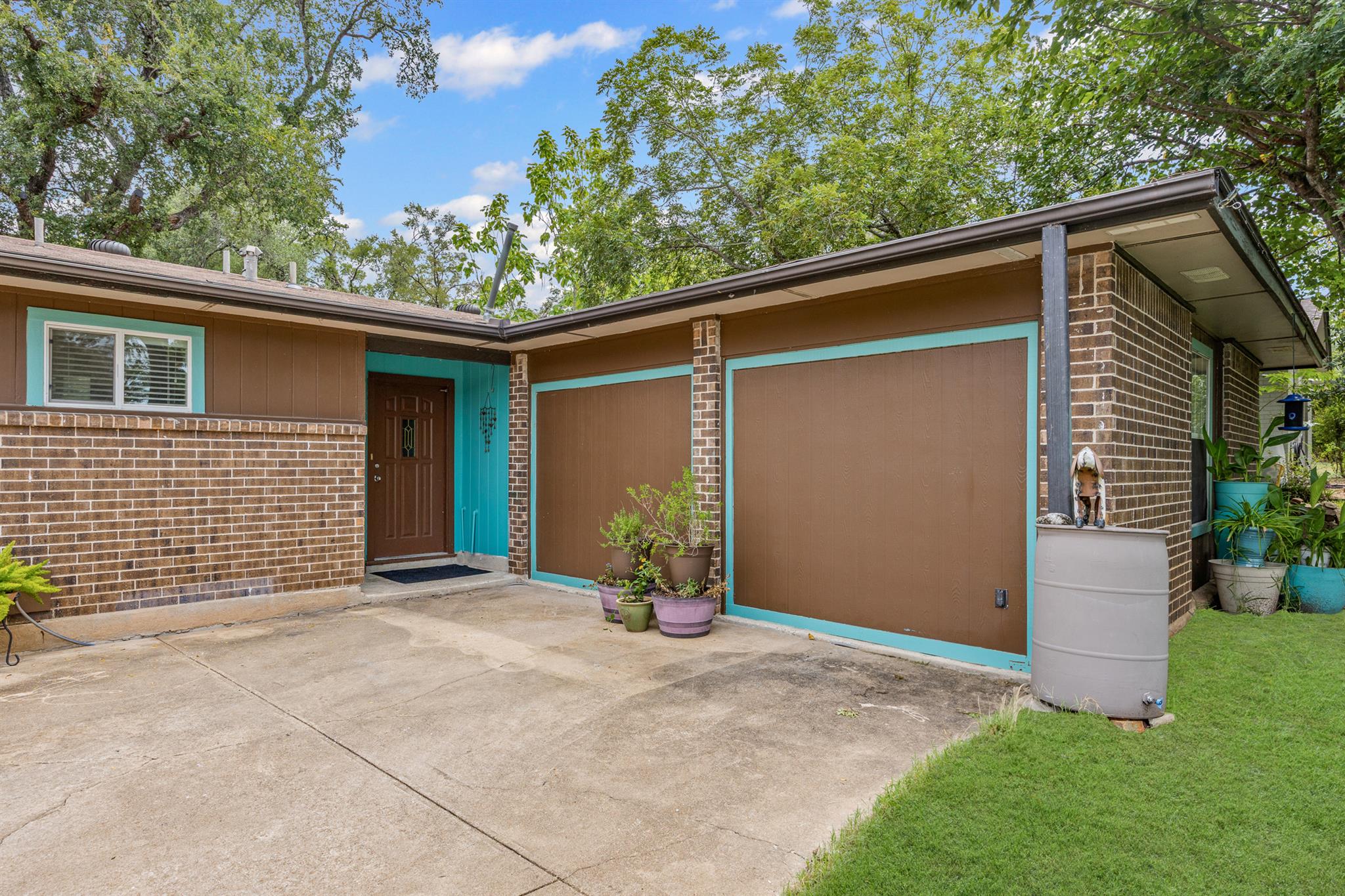 7303 Scenic Oaks CIR