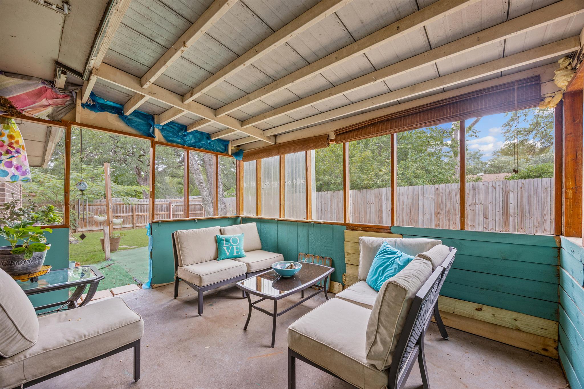 7303 Scenic Oaks CIR