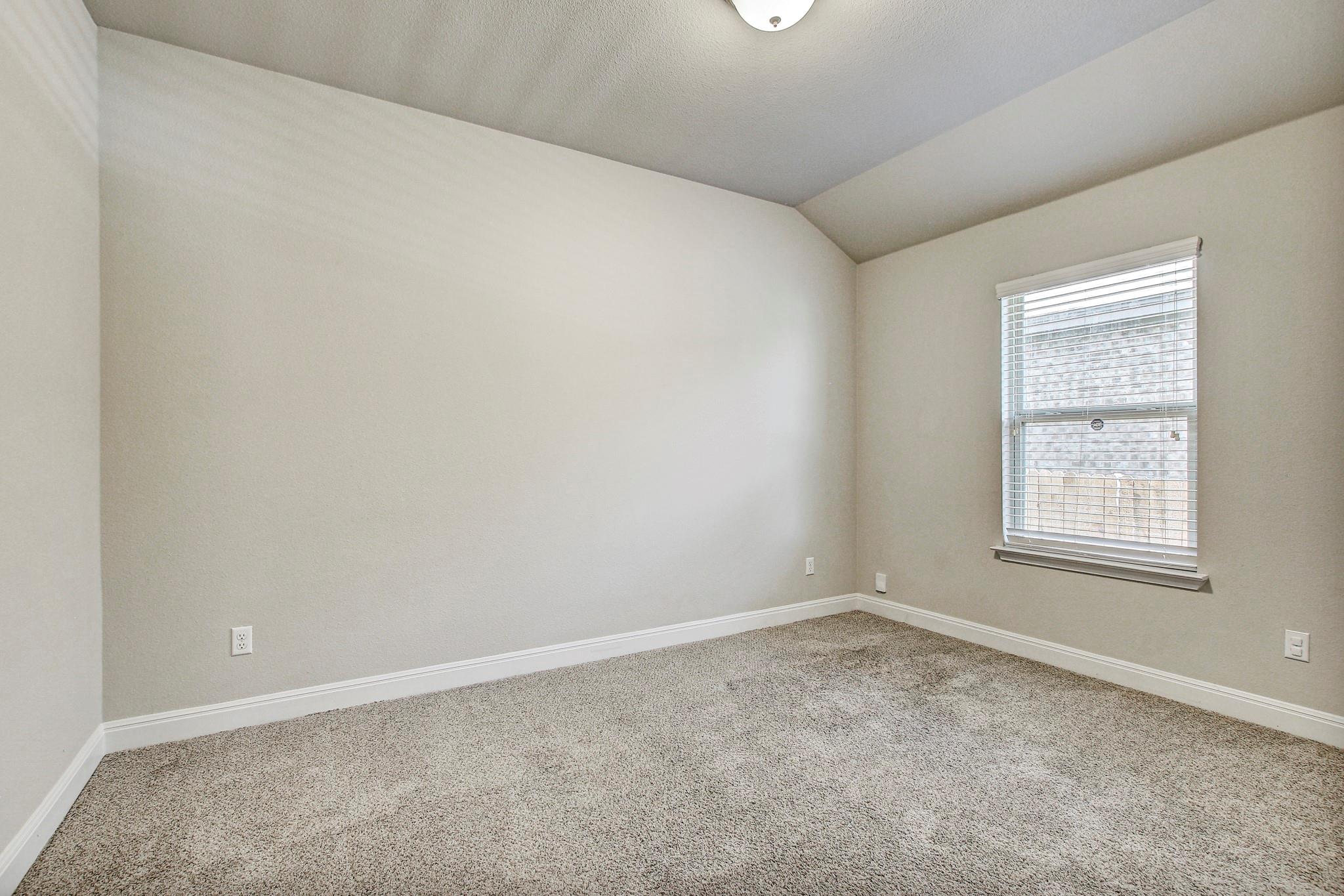 1104 Chad DR