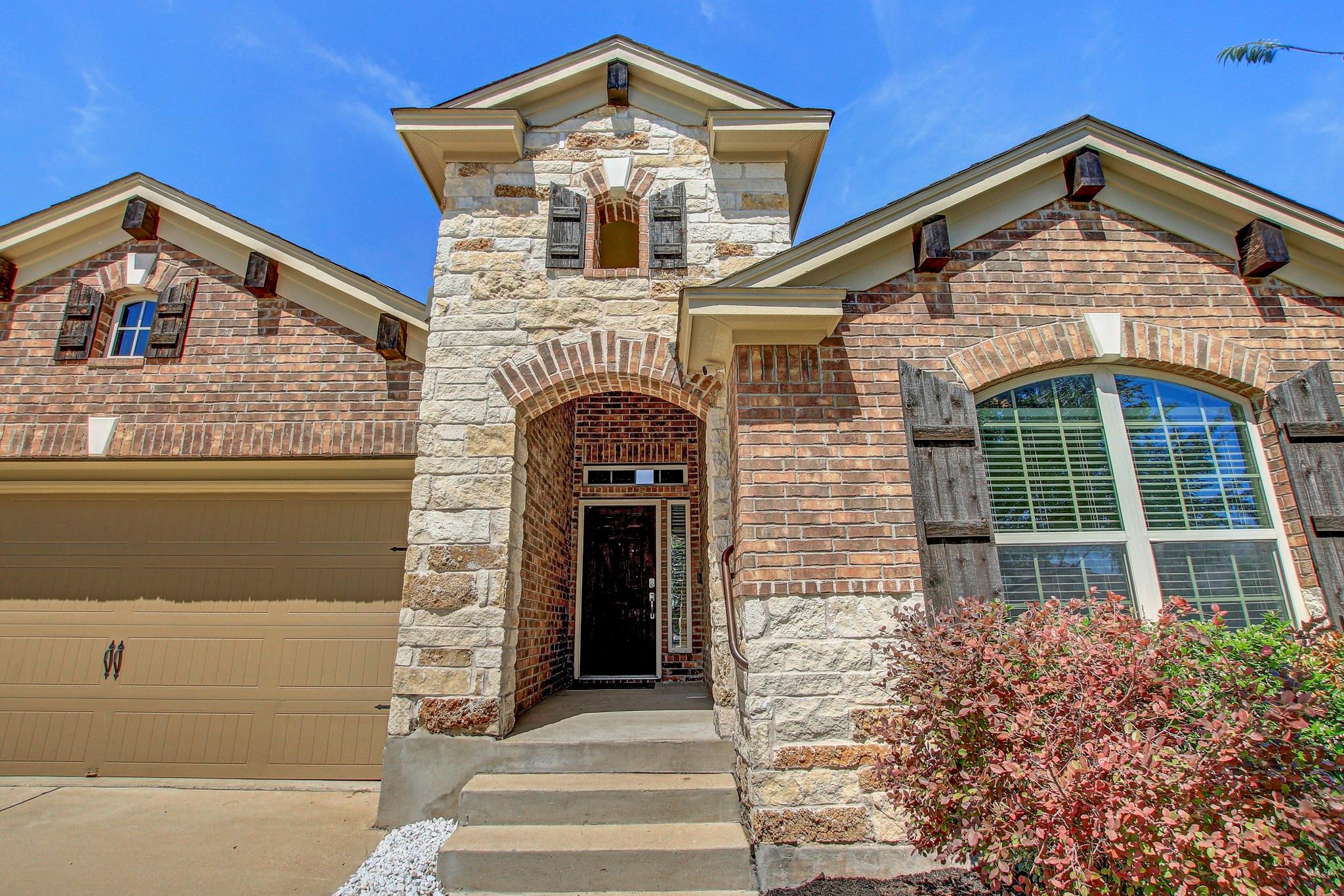 1104 Chad DR