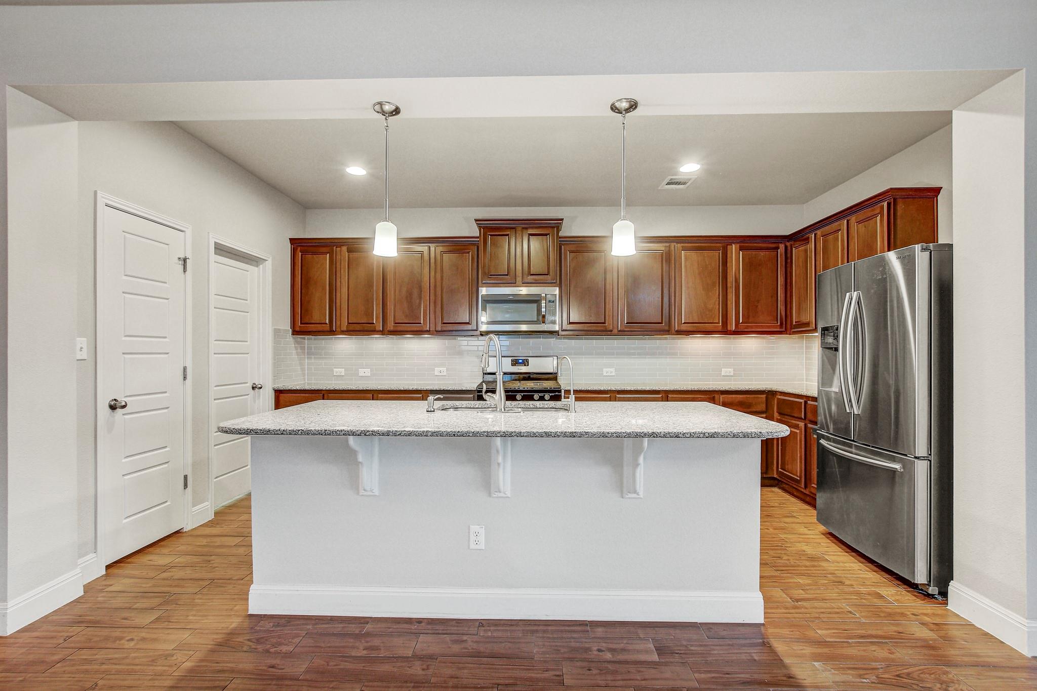 1104 Chad DR