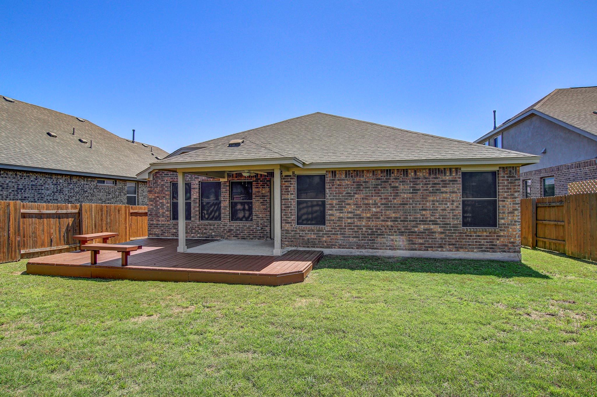 1104 Chad DR