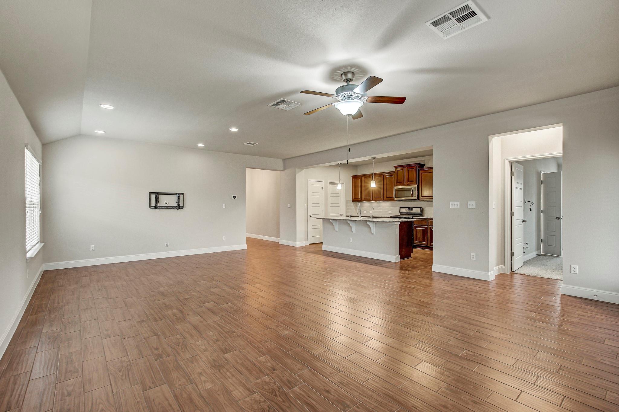 1104 Chad DR