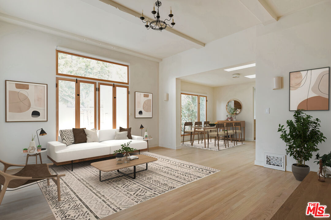 6277 Commodore Sloat Dr