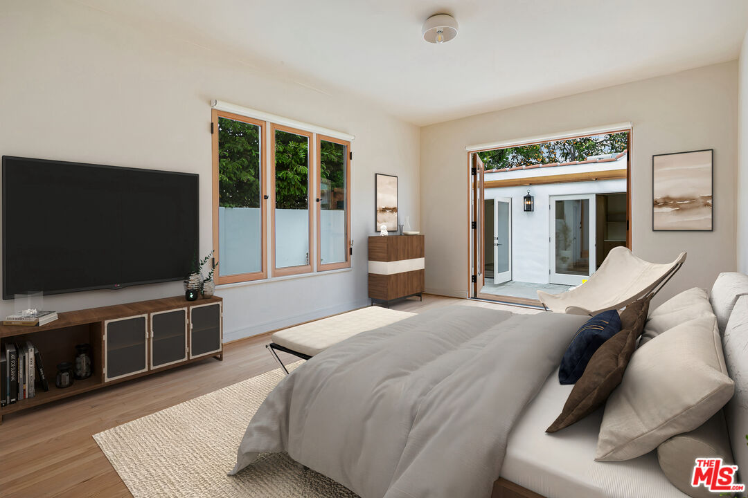 6277 Commodore Sloat Dr