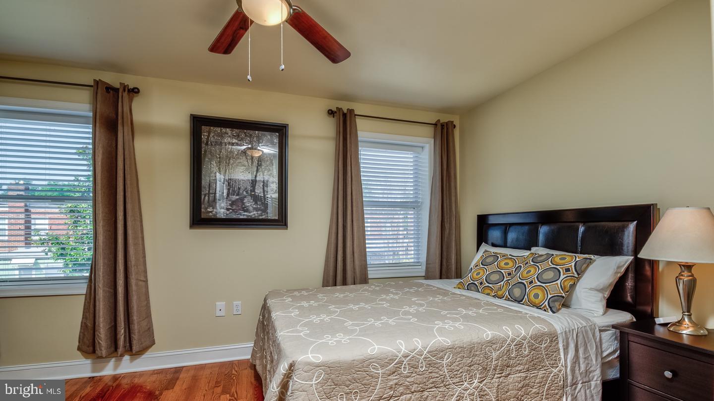 3219 12TH PLACE SE