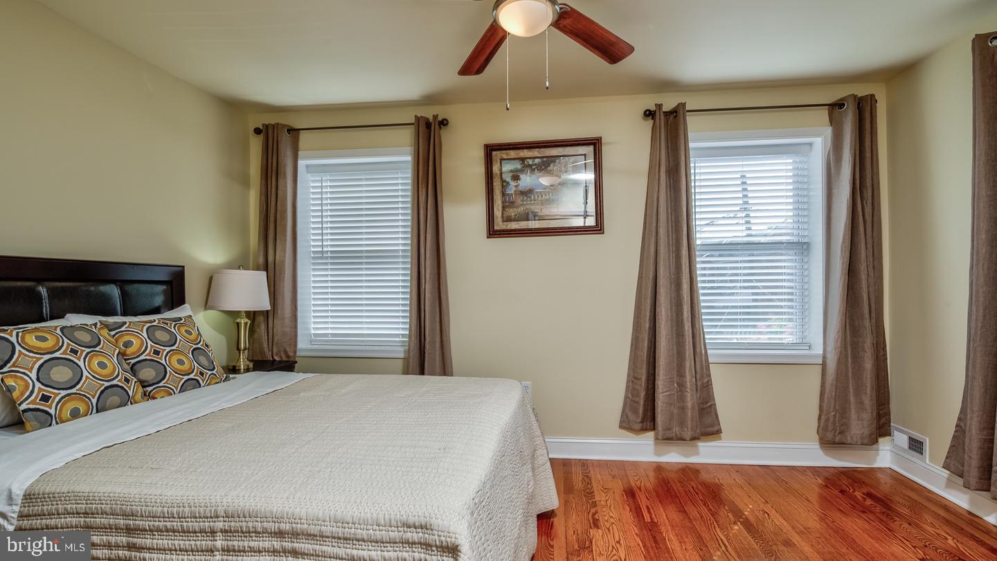 3219 12TH PLACE SE