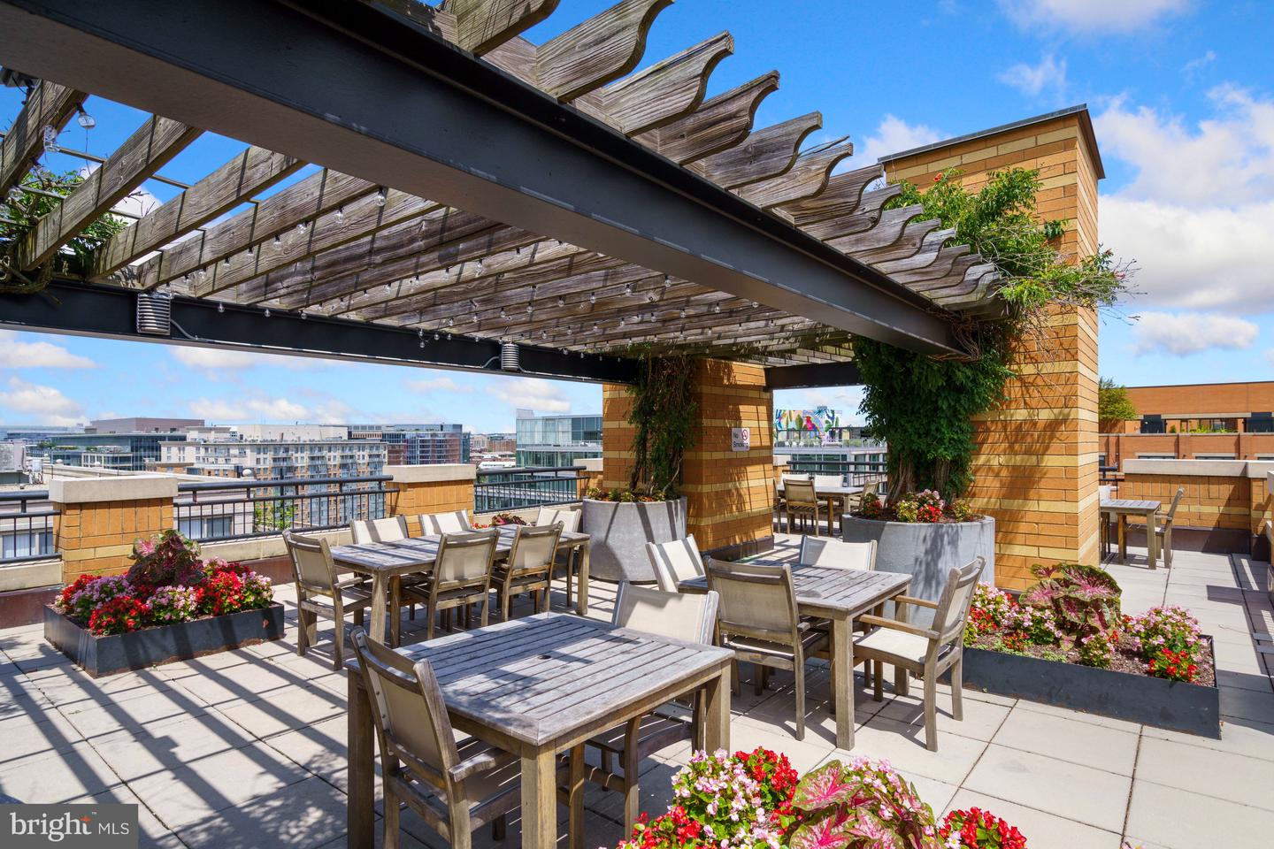 400 MASSACHUSETTS AVENUE NW Unit: 513