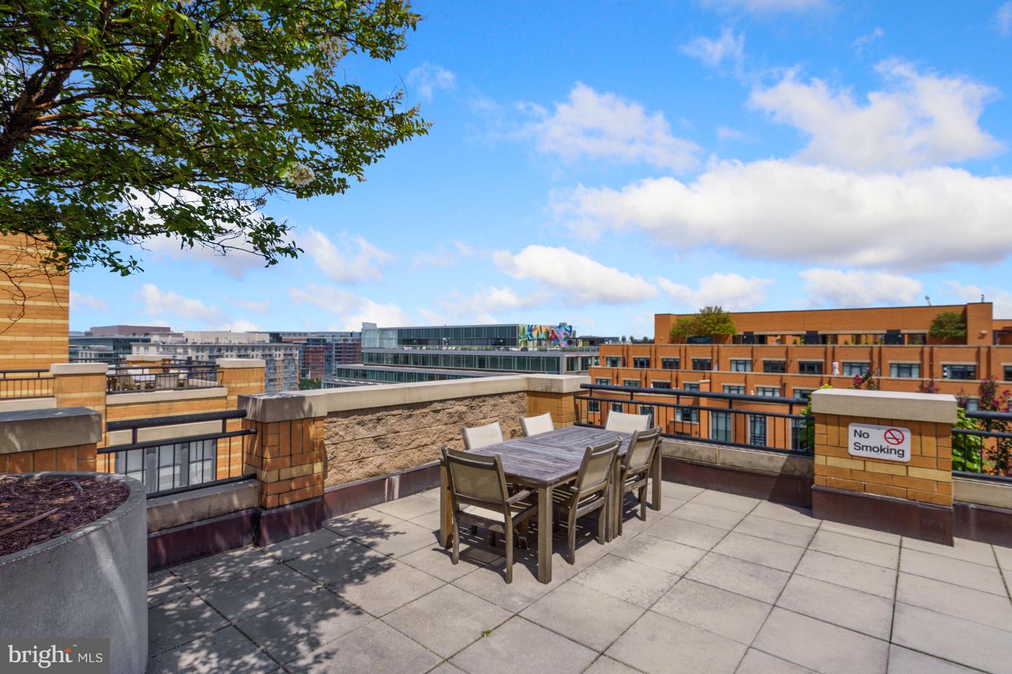 400 MASSACHUSETTS AVENUE NW Unit: 513