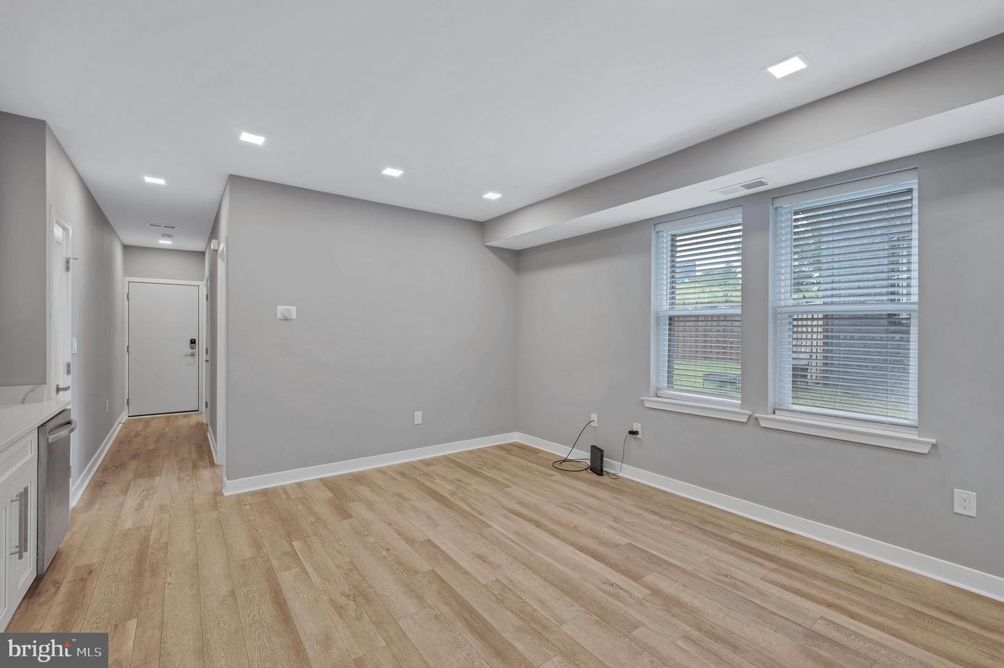 1617 CORCORAN STREET NE Unit: 1