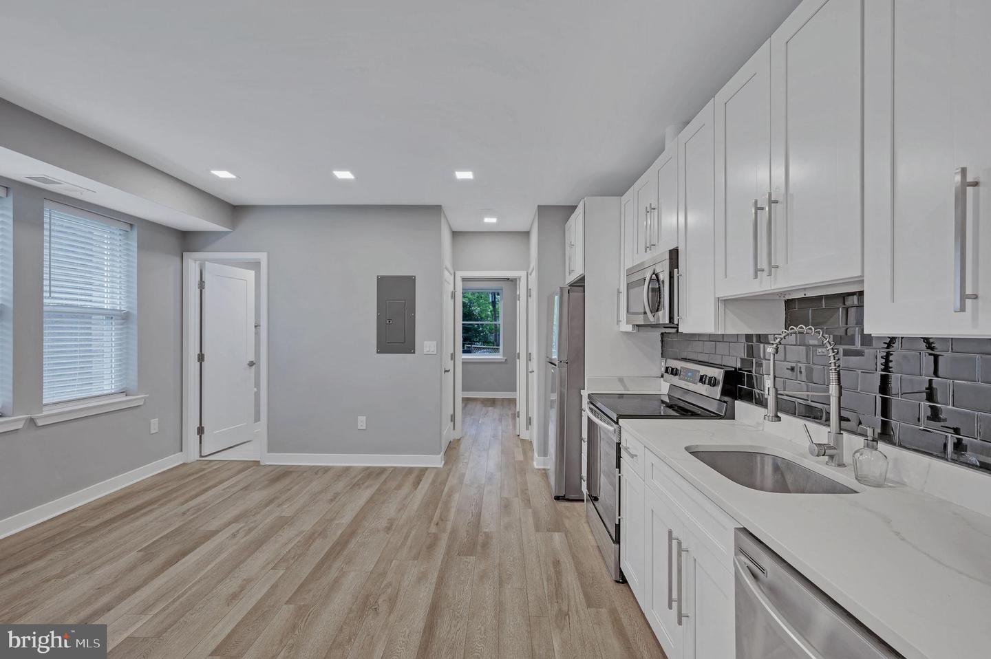 1617 CORCORAN STREET NE Unit: 1
