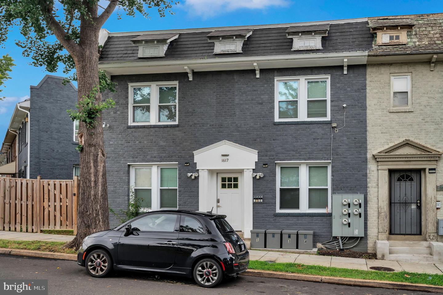 1617 CORCORAN STREET NE Unit: 1