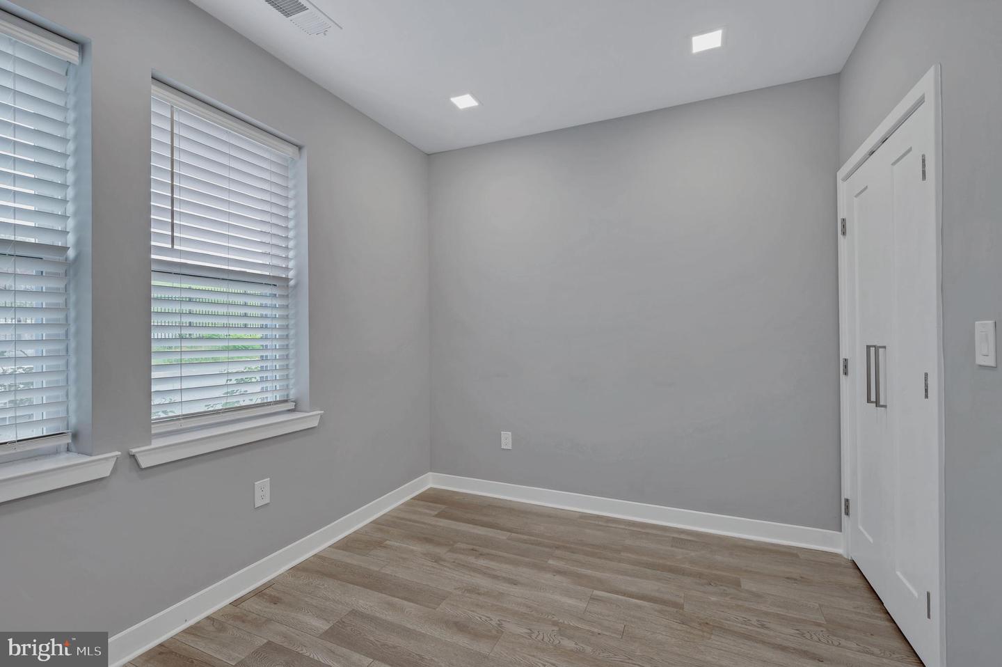 1617 CORCORAN STREET NE Unit: 1