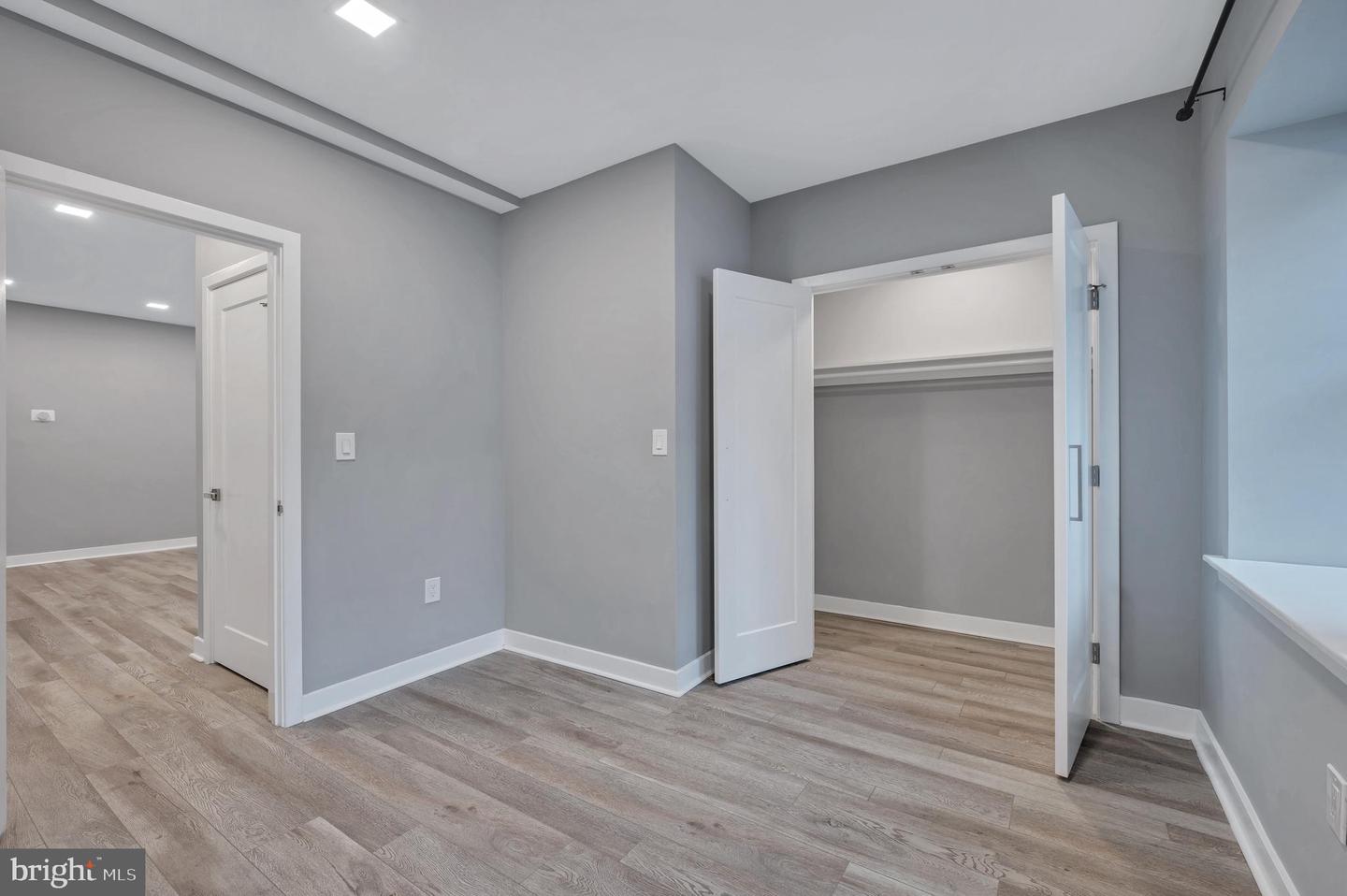 1617 CORCORAN STREET NE Unit: 1