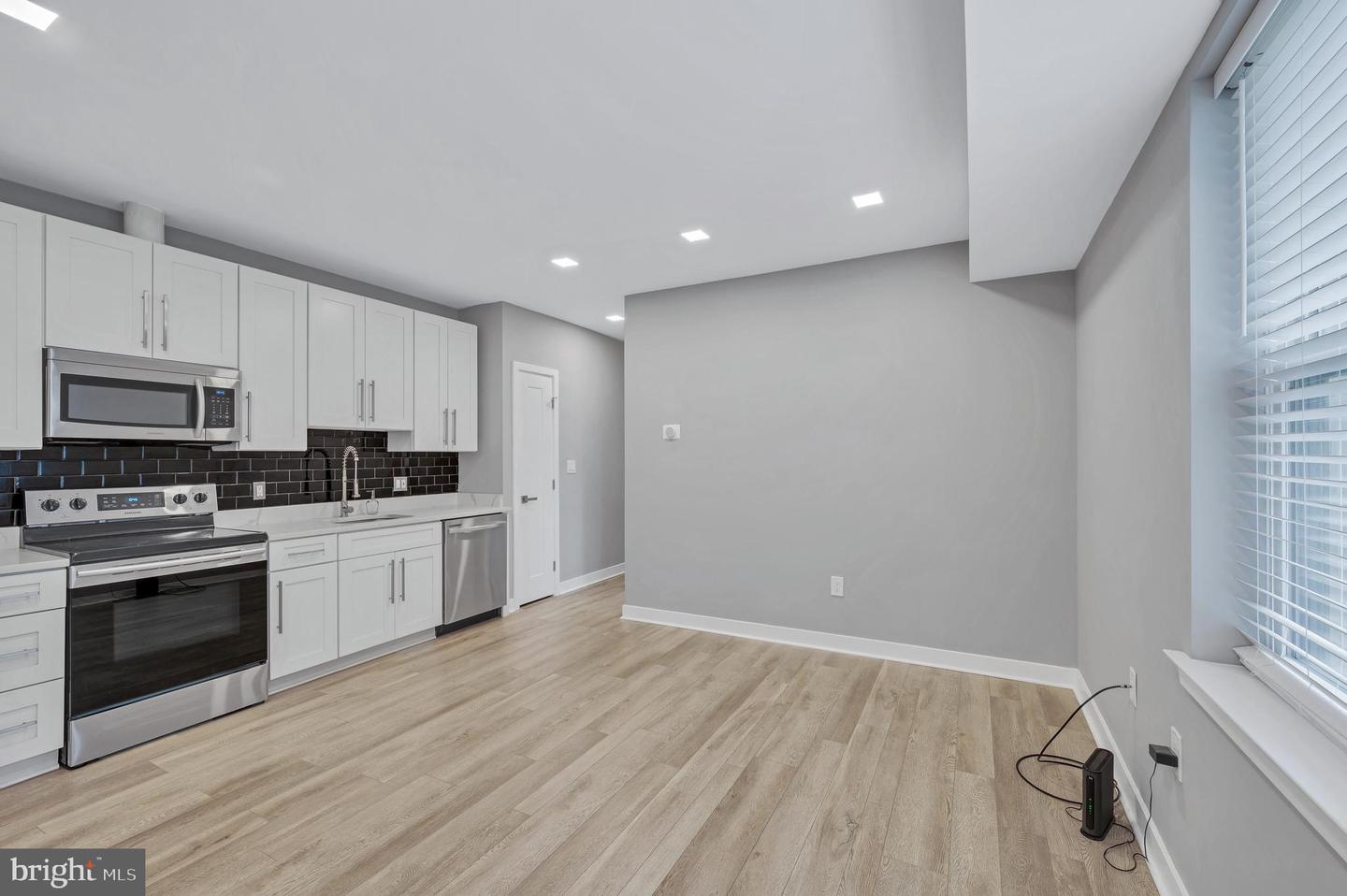 1617 CORCORAN STREET NE Unit: 1