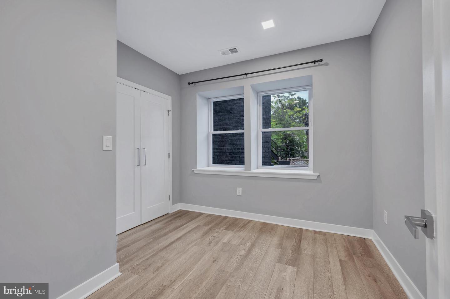 1617 CORCORAN STREET NE Unit: 1