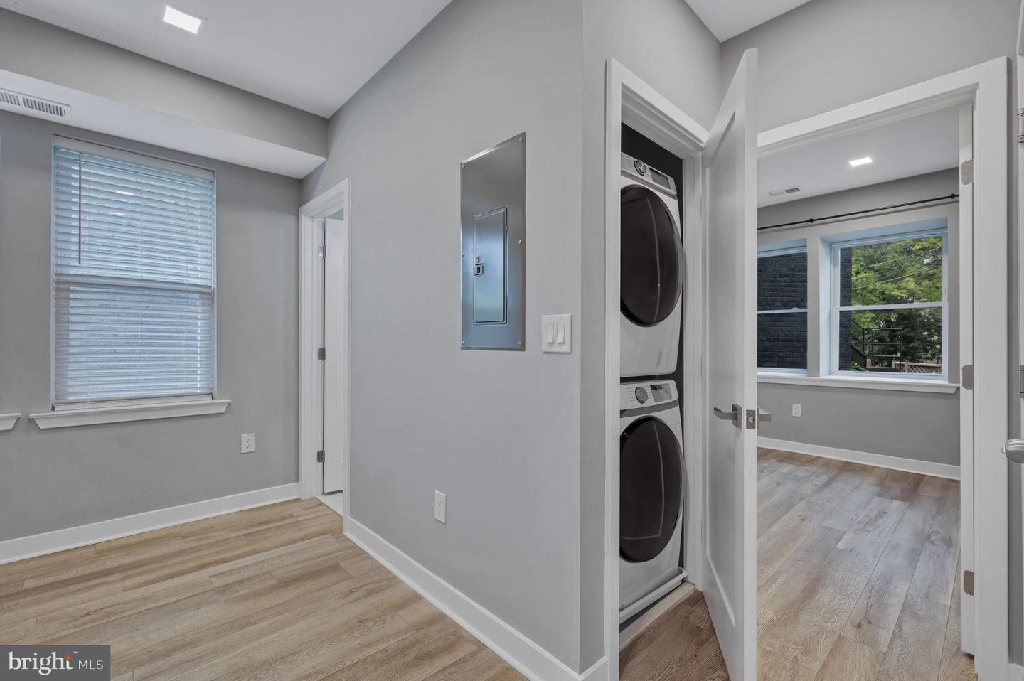 1617 CORCORAN STREET NE Unit: 1