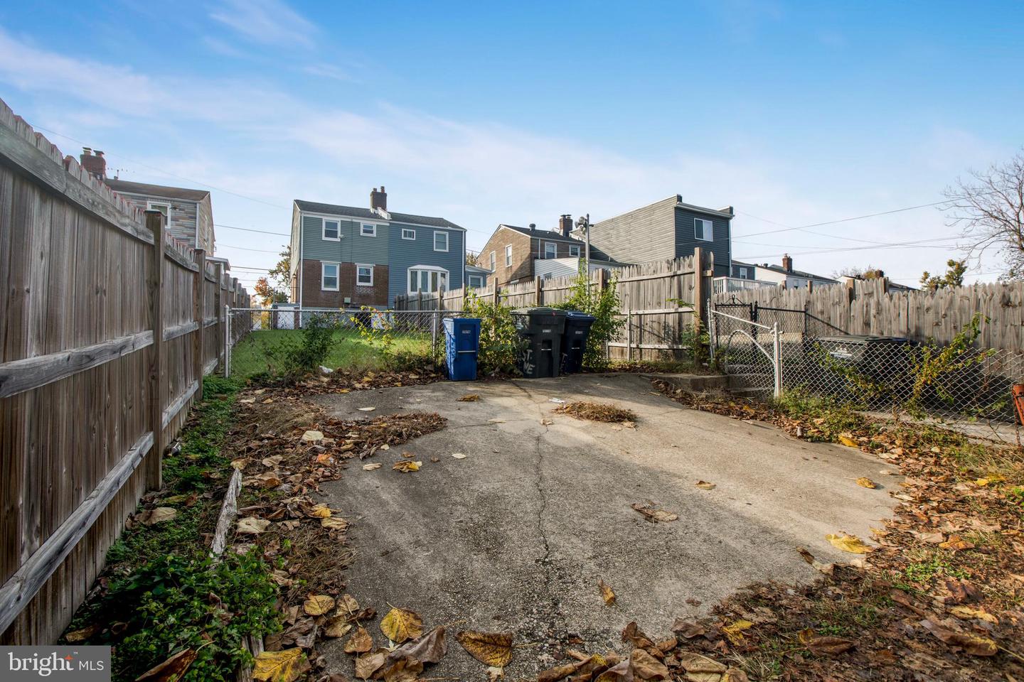 5114 JAY STREET NE