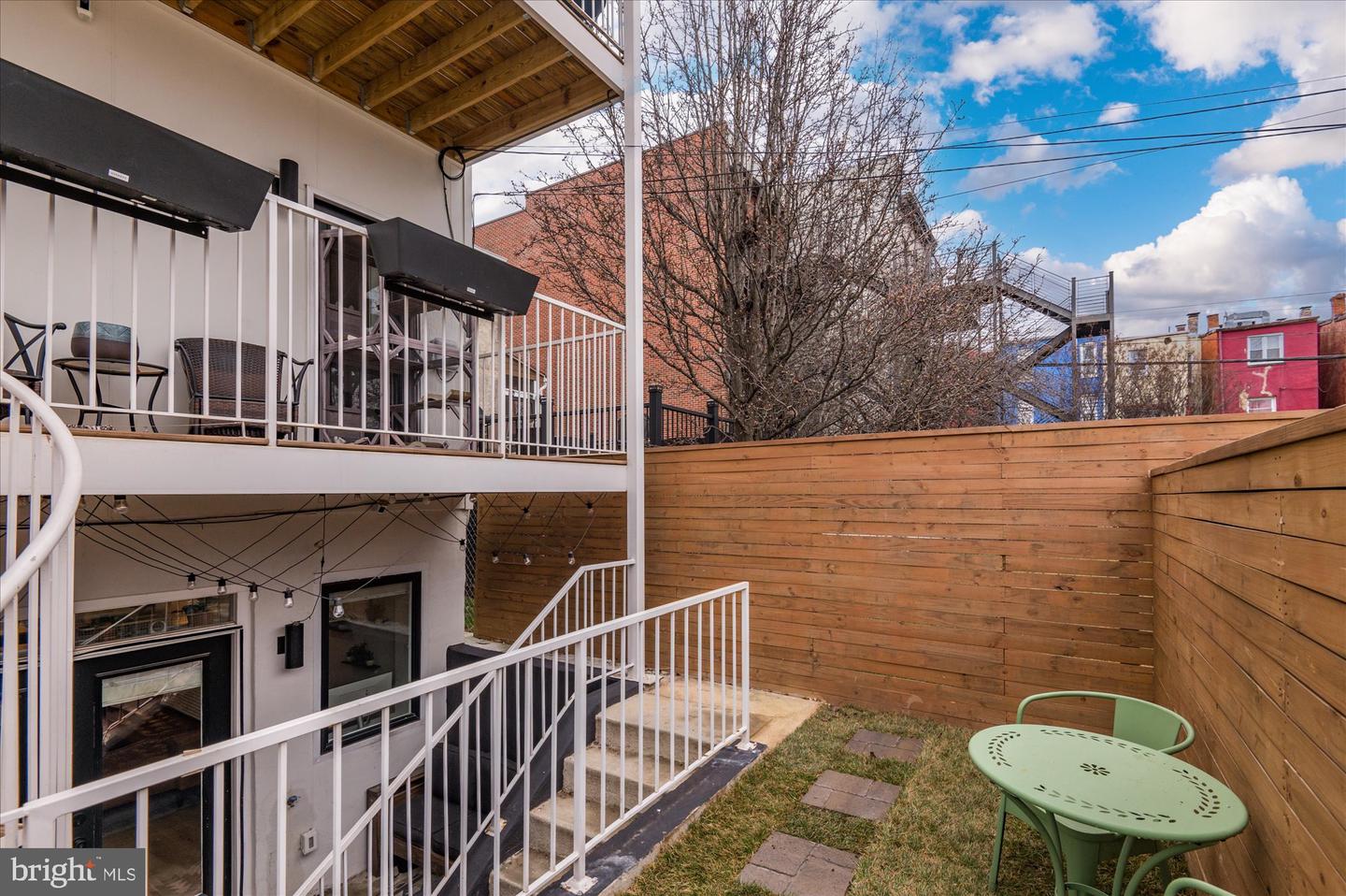 1151 OATES STREET NE Unit: 1