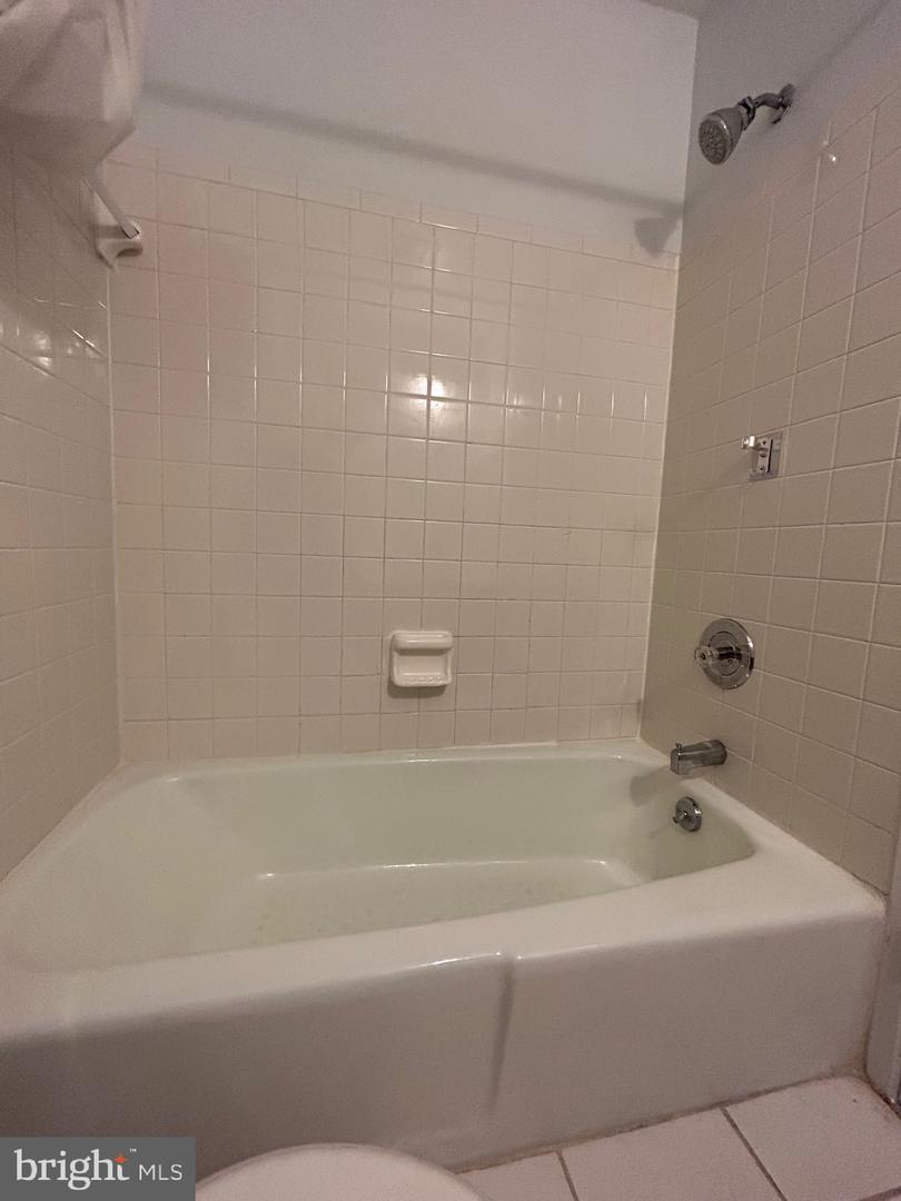 1814 BRYANT STREET NE Unit: 1814