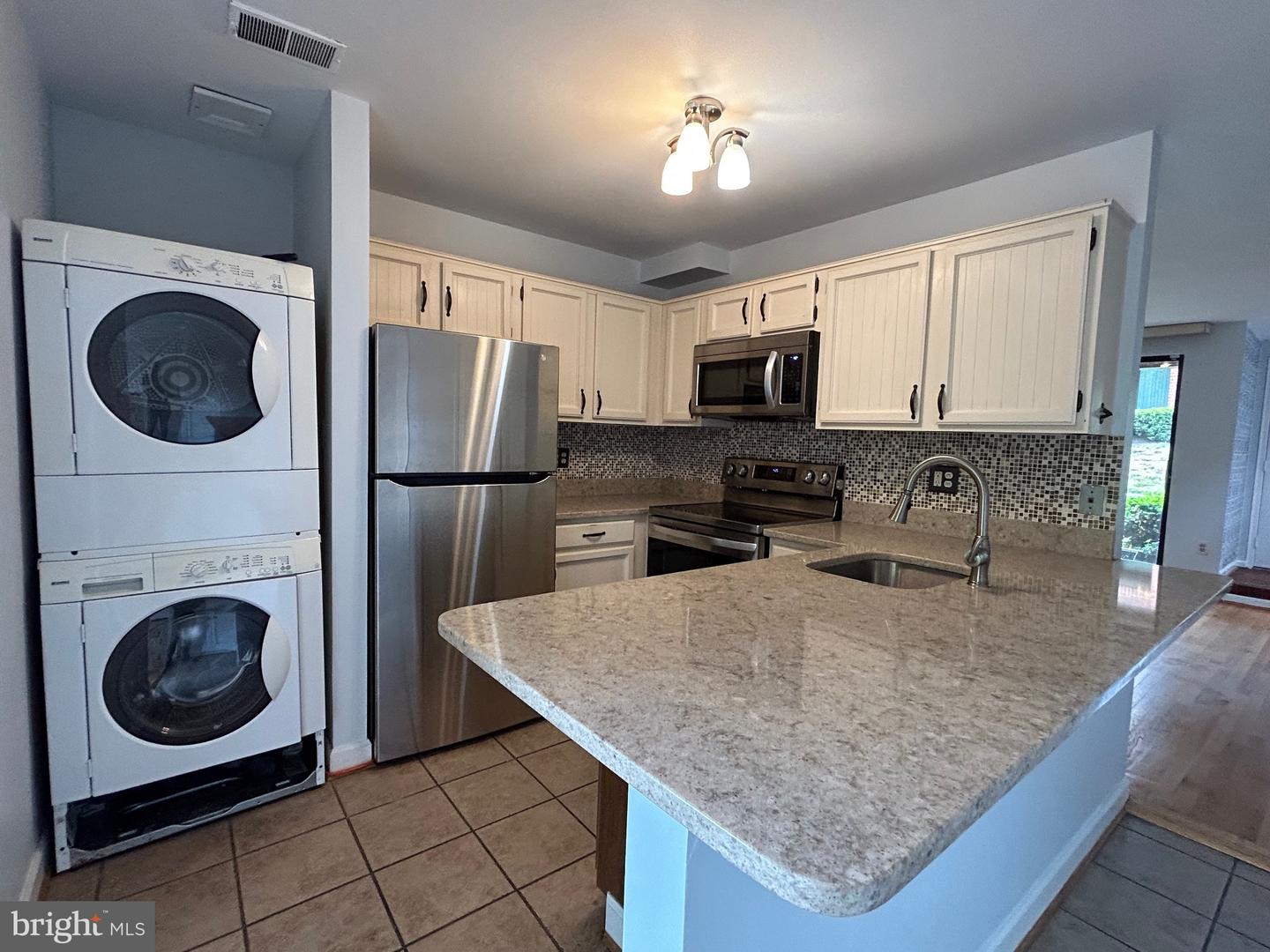 1814 BRYANT STREET NE Unit: 1814