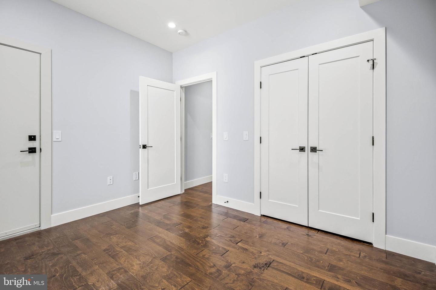 1101 FERN STREET NW Unit: 101