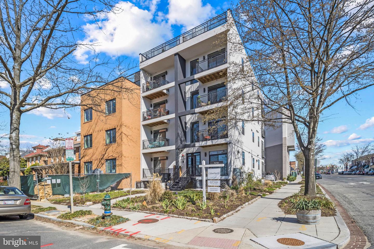 1101 FERN STREET NW Unit: 101