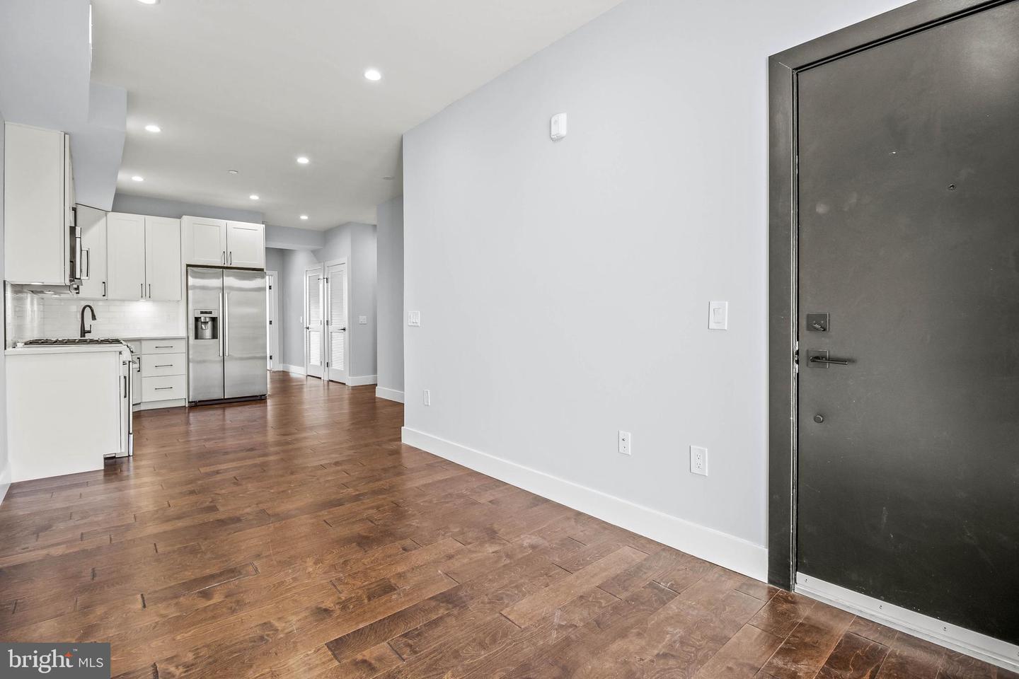 1101 FERN STREET NW Unit: 101