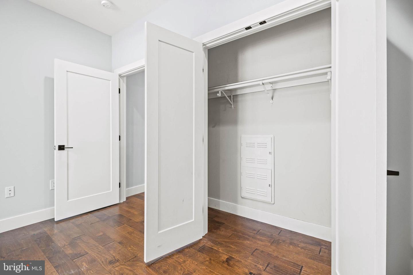 1101 FERN STREET NW Unit: 101