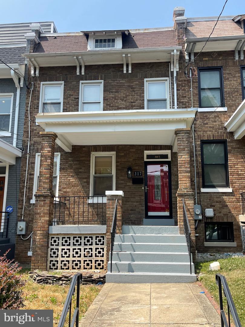 317 VARNUM STREET NW