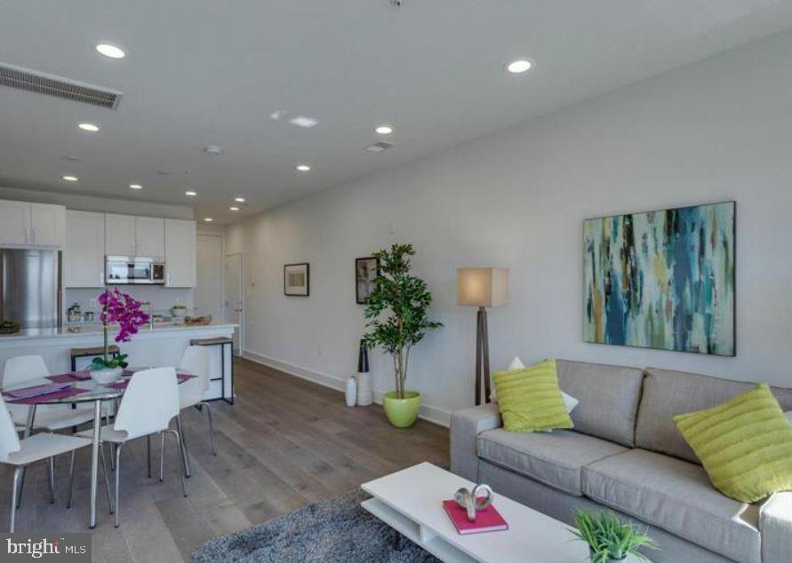1412 CHAPIN STREET NW Unit: 2