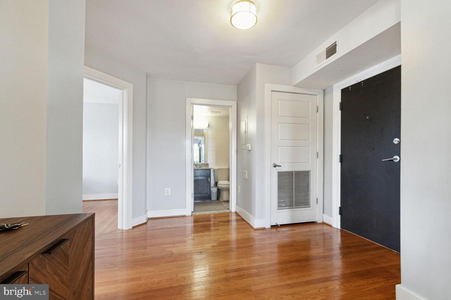 2911 NEWARK STREET NW Unit: 35