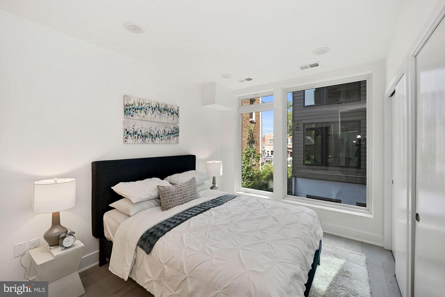 2027 Rhode Island AVENUE NE Unit: 303