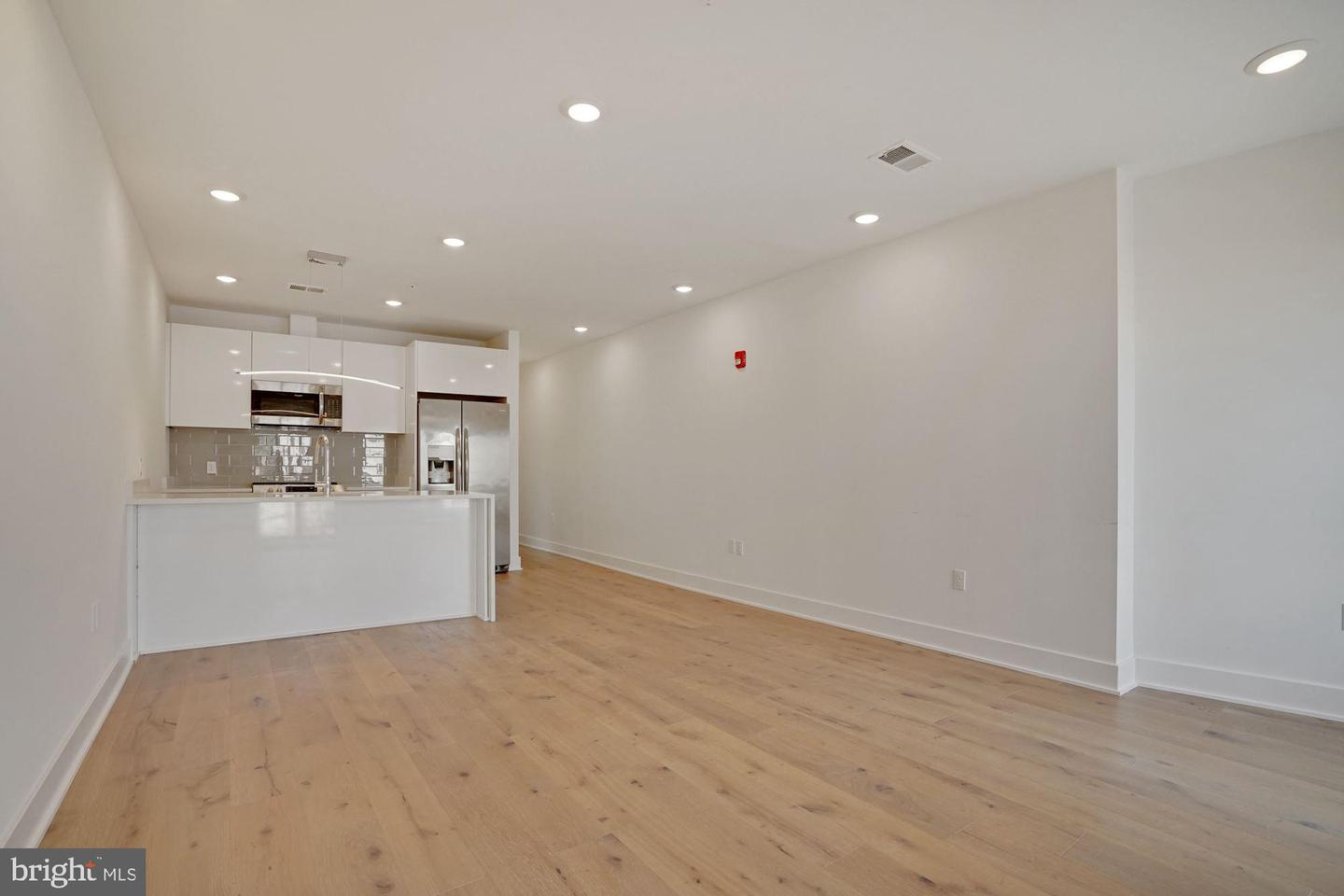 2027 Rhode Island AVENUE NE Unit: 303