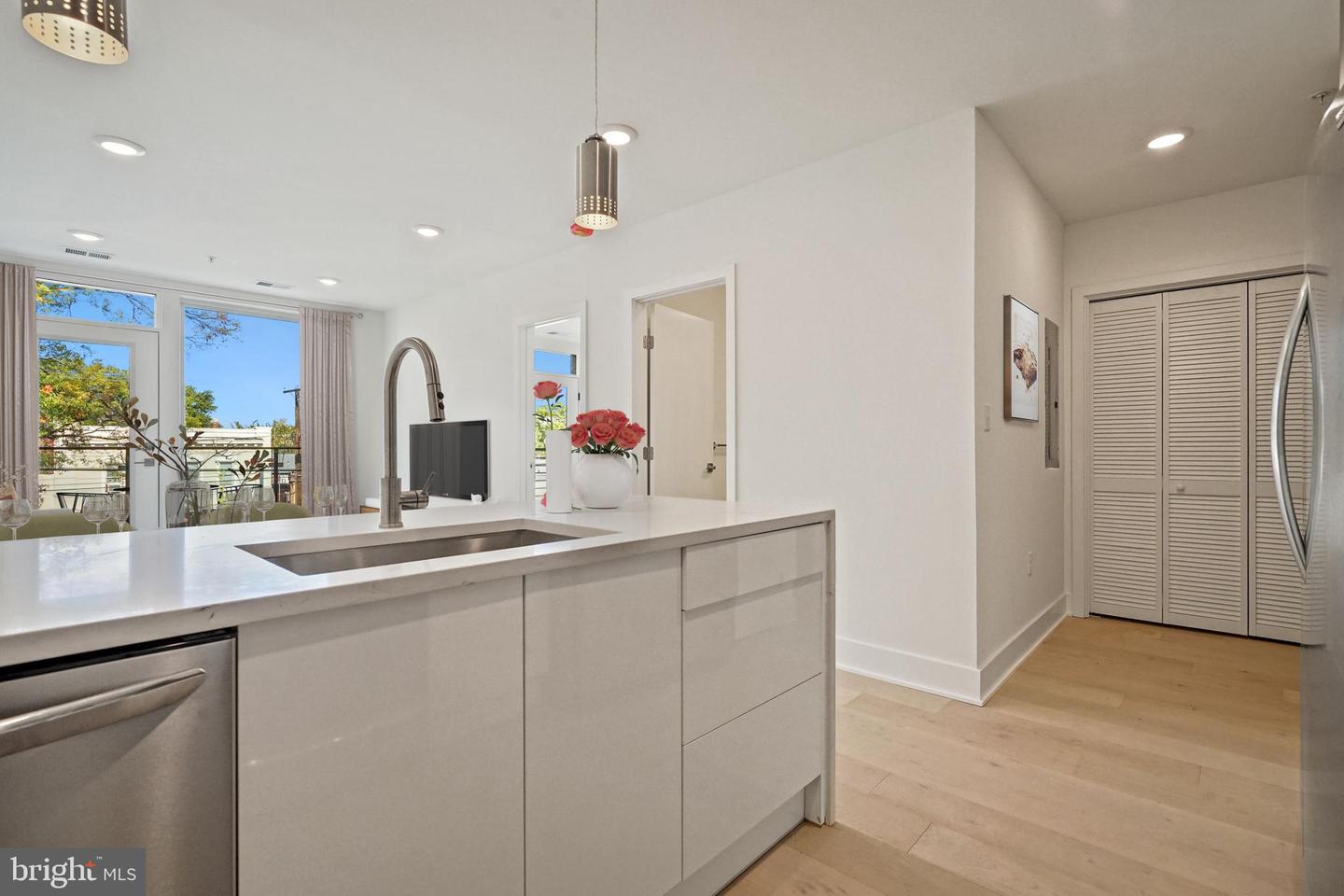 2027 Rhode Island AVENUE NE Unit: 303