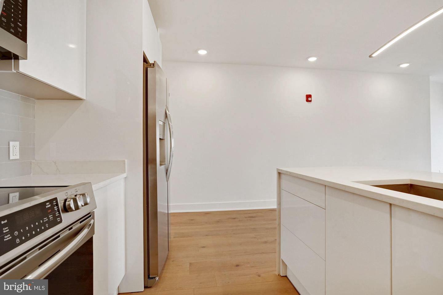 2027 Rhode Island AVENUE NE Unit: 303