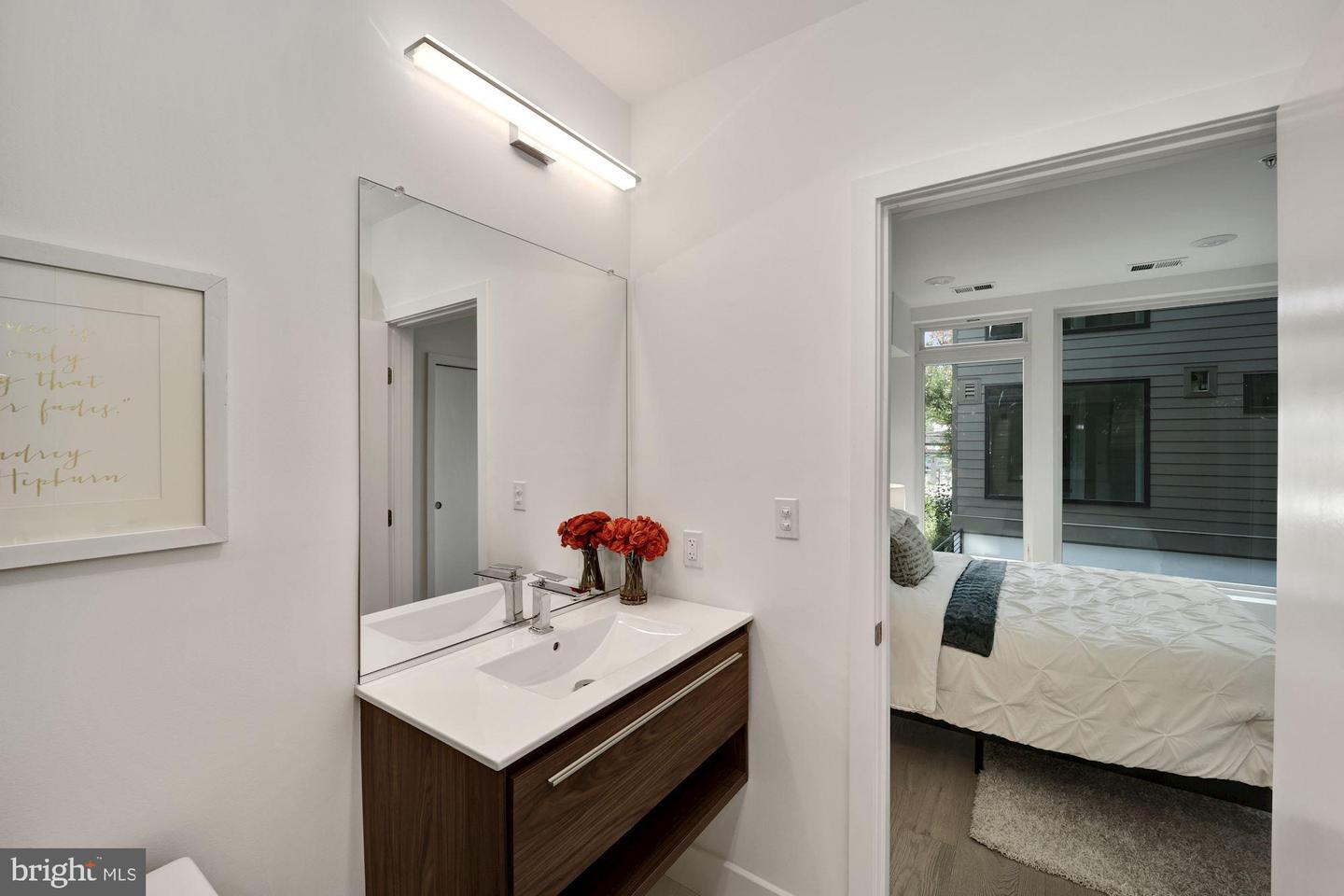 2027 Rhode Island AVENUE NE Unit: 303