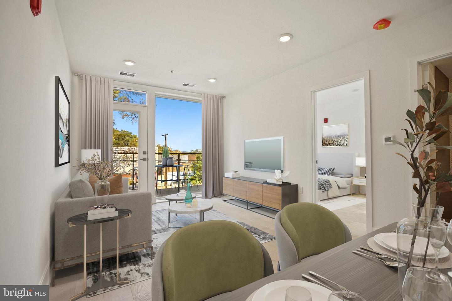 2027 Rhode Island AVENUE NE Unit: 303
