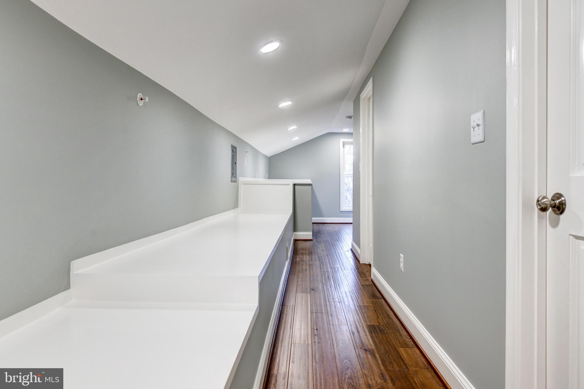 218 Morgan St NW #2