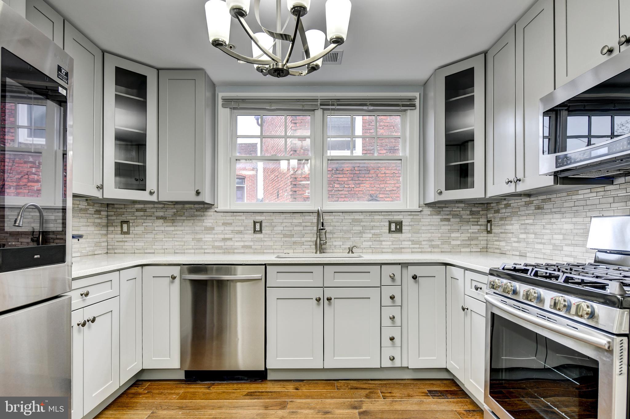 218 Morgan St NW #2