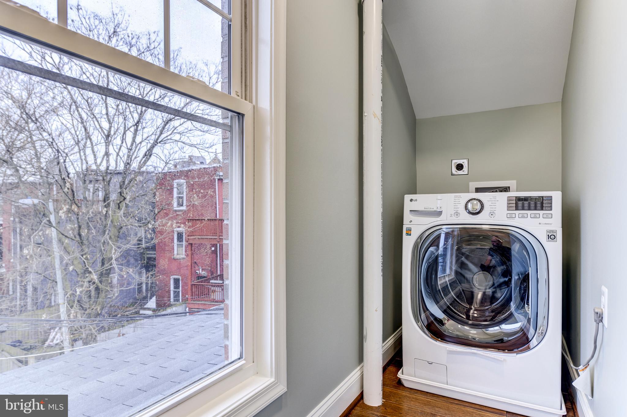 218 Morgan St NW #2