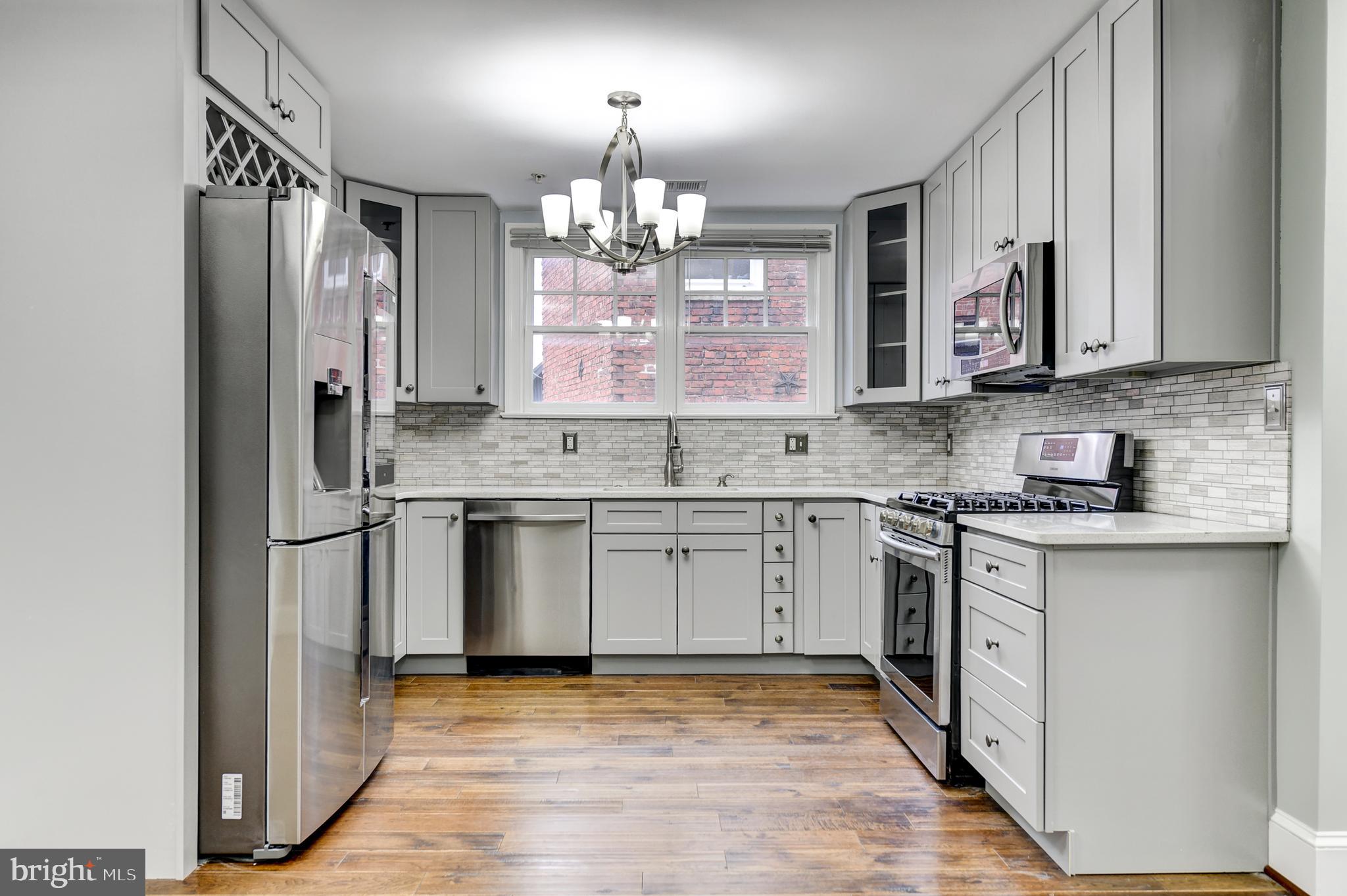 218 Morgan St NW #2