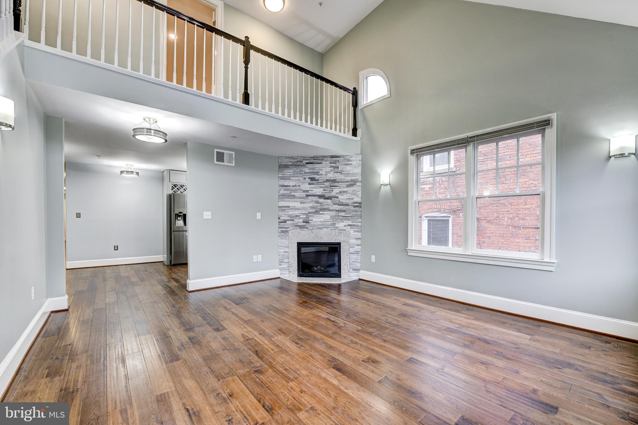 218 Morgan St NW #2