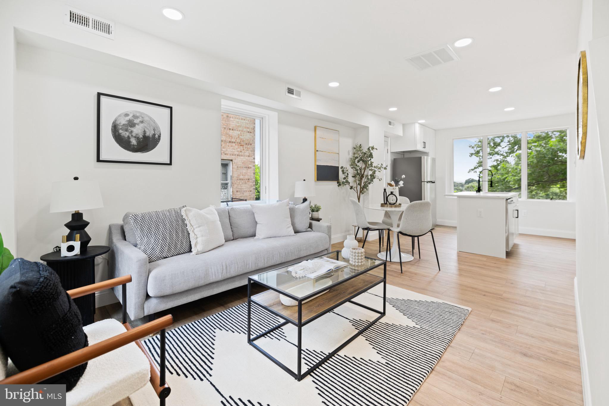 5104 JUST STREET NE