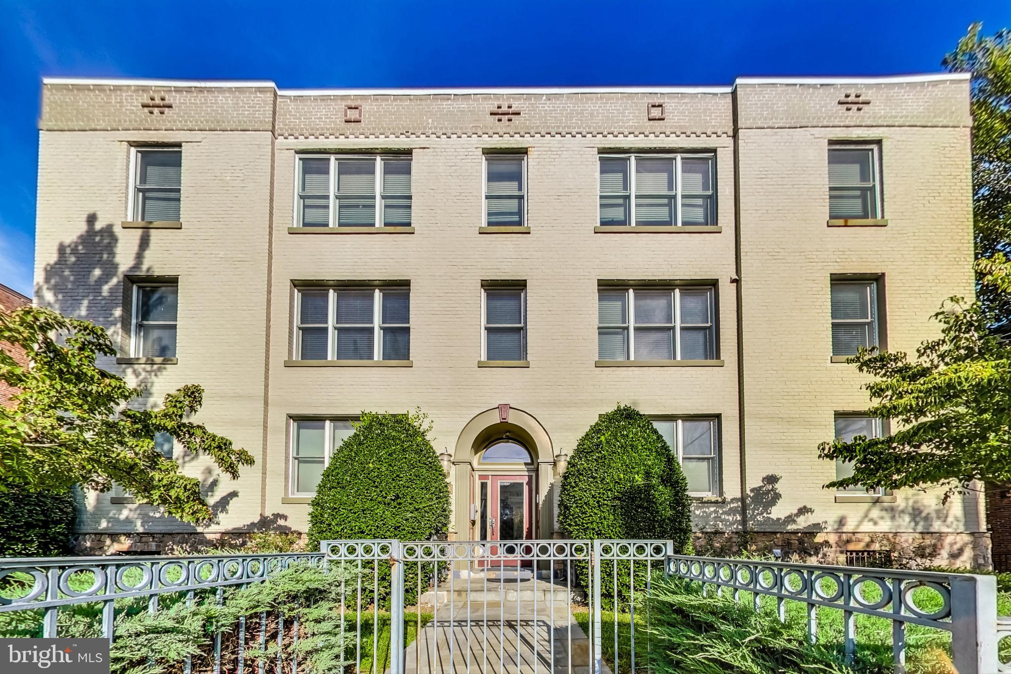 5040 1ST STREET NW 202