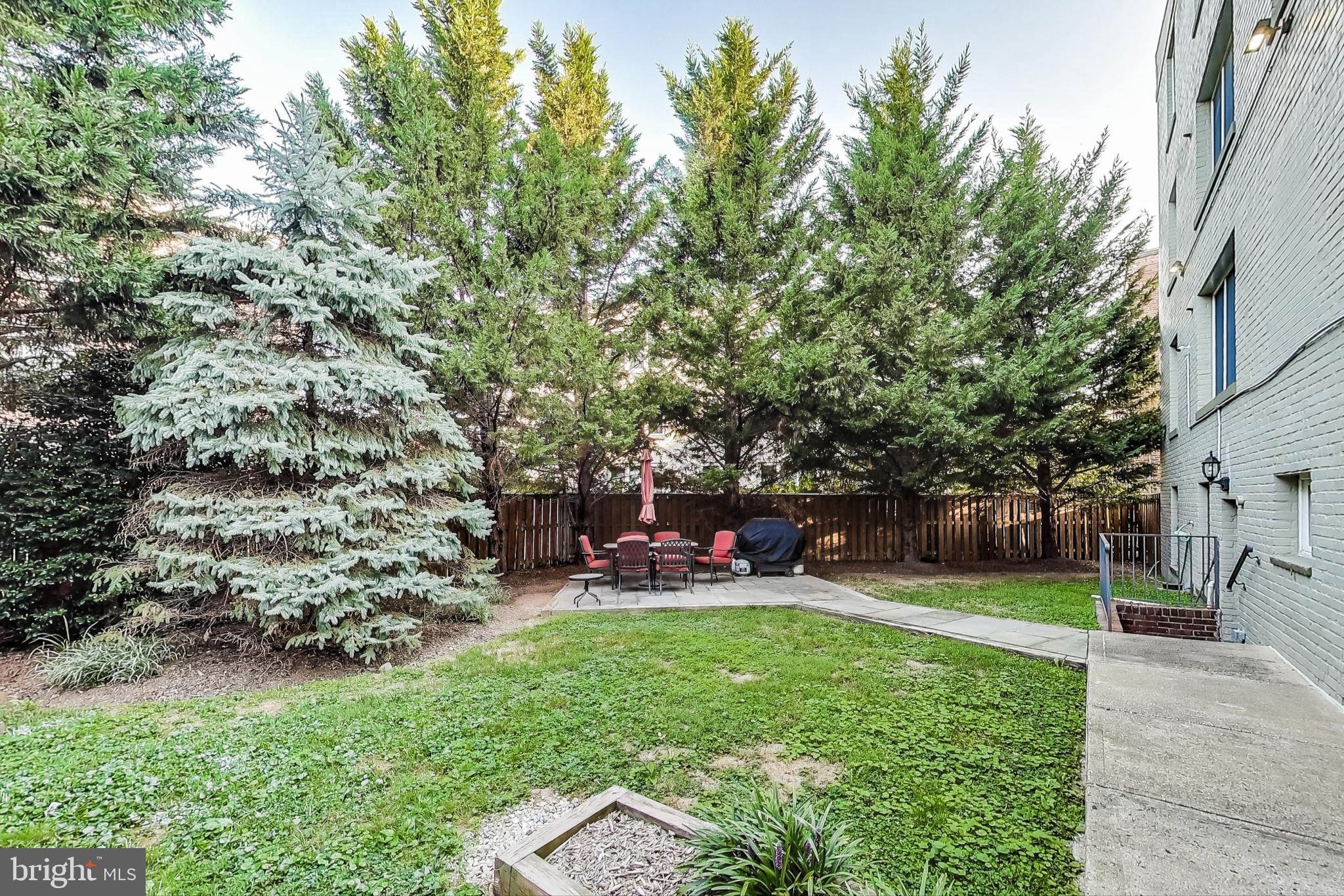 5040 1ST STREET NW 202